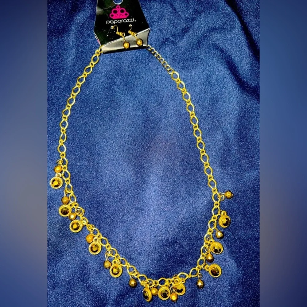 Paparazzi Jewelry Bundle - Necklaces, Earrings, Bracelets NWT - Picture 4 of 16